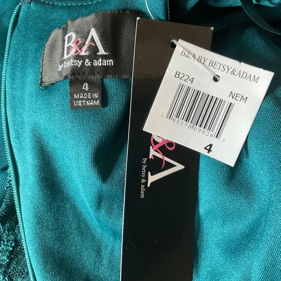 Betsy & Adam Lace and Chiffon Evening Gown Green Size 4 Short Flutter Sleeves - Picture 9 of 13
